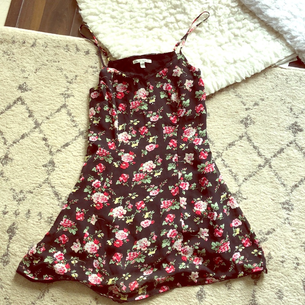 Flower patterned mini dress